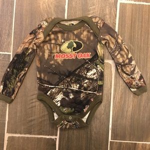 3 for $12 Sale  Mossy Oak Camo 0-3 month Bodysuit
